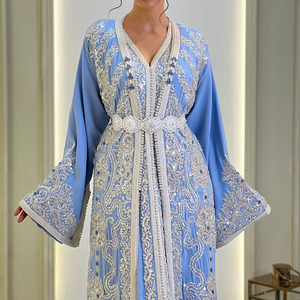 Kaftan de Mariage Marocain Fait Main avec Détails Artisanaux Tissu Premium Fournisseur et Fabricant de Vêtements en Gros - Product Image 3