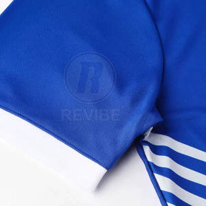Uniforme de Fútbol Personalizado de Alta Calidad, Uniforme de Fútbol de Color Personalizado 100% Poliéster para Venta en Línea - Product Image 3