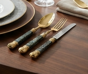 Ensemble de couverts élégants finition or avec manche en marbre, couteau, fourchette, cuillère, compatible lave-vaisselle, pour usage quotidien - Product Image 1