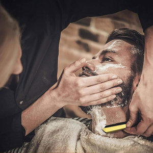 Navaja de Afeitar Profesional Plegable de Acero Inoxidable, Navaja de Barbero con Cuchillas Reemplazables, Mango de Metal Resistente - Product Image 6