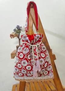 Sac Potli en Soie Crème de Qualité Supérieure, Broderie Florale Multicolore, Travail de Perles, Pochette à Cordon pour Femme, Sac à Main de Soirée pour Mariage - Product Image 3