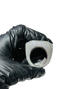 Anillo de Moissanita Personalizado con Diseño Hip Hop, Corte Brillante, Plata de Ley Chapada en Oro, Unisex, Popular en India - Product Image 1