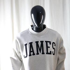 เสื้อสเวตเชิ้ตทรงบ็อกซี่ แบรนด์ JAMES รุ่น Mock Neck 450 GSM ปักชื่อแบบ Applique ผ้าฝ้ายฟลีซเฟรนช์เทอร์รี่ 100% - Product Image 2