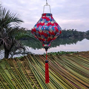 Linternas de seda al por mayor de Vietnam, linternas de seda con marco de bambú, linternas de seda decorativas para decoración de fiestas en el jardín - Product Image 3
