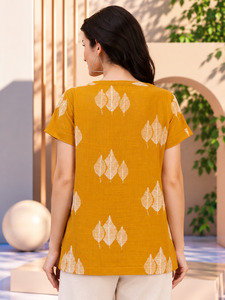 Blusa de lino amarilla con cuello en V y manga corta para mujer, corte holgado, informal, para verano - Product Image 4