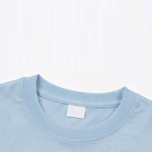 Camiseta Gráfica de Verano para Mujer, Manga Corta, Tejido Suave de Seda Helada, Top Clásico Ajustado, Estilo Casual Holgado con Estampado Dulce - Product Image 5