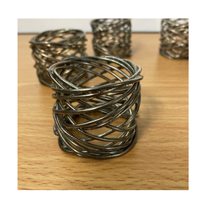 Anneaux de serviette en métal, décoration de table, design fantaisie, couleur noire, best-seller - Product Image 1