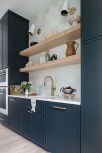 ตู้ครัวสำเร็จรูปแบบอเมริกันหรูหราสั่งทำพิเศษจากไม้แท้เอนกประสงค์ยี่ห้อซันยาง - Product Image 6