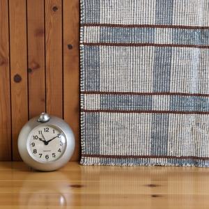 Tapis en laine fait main |   Tapis d'intérieur moderne abstrait tissé à la main |   Tapis en laine naturelle durable et écologique pour salon et chambre à coucher - Product Image 3