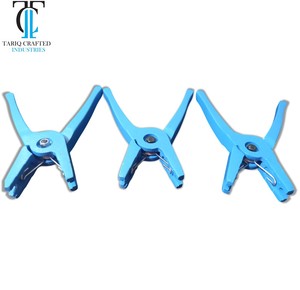 Pince applicatrice d'étiquettes d'oreille pour bétail, outil d'identification animale en acier inoxydable TARIQ CRAFTED INDUSTRIES - Product Image 1