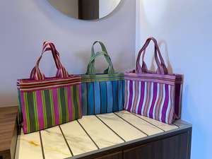 ถุงช้อปปิ้งไนลอน PP ลายขวางขนาดใหญ่เป็นมิตรกับสิ่งแวดล้อมพลาสติกโพลีโพรพิลีนรีไซเคิลแบบยั่งยืนผลิตในอินเดีย - Product Image 5