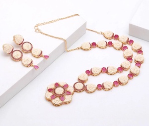 Conjunto de Collar de Perlas y Rubíes Tradicionales, Chapado en Oro de 22K, Joyería Nupcial Elegante para Mujer, Collar Ajustable - Product Image 2