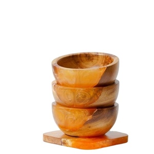 Nature-Inspired Epoxy Bowls <b>Clear</b> Resin Crafts with Elegant Crystal and Warmth of Natural Wood - Product Image 1