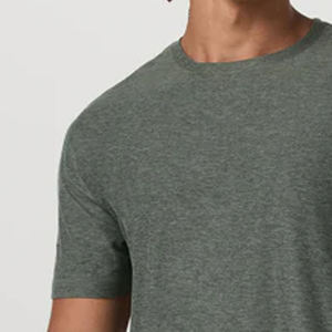 T-shirt pour homme à manches courtes avec logo personnalisable, design décontracté et élégant pour la collection d'été / Col rond 2026 - Product Image 3