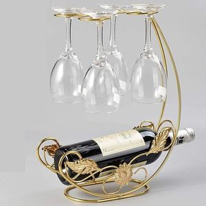 Porte-vin antique en laiton avec 4 porte-verres et rangement pour bouteilles pour la décoration de la maison - Product Image 1