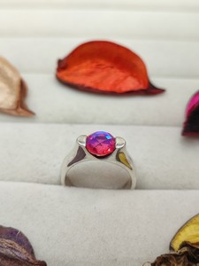 Bague en quartz arc-en-ciel des Caraïbes, bijou en cristal coloré, cadeau de mode élégant et unique pour femmes et filles - Product Image 1