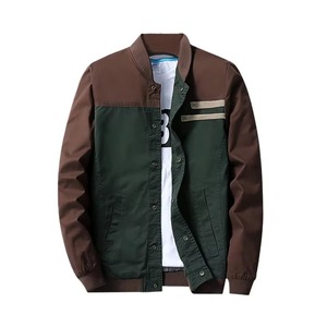 เสื้อแจ็คเก็ตคอตั้งสีเขียวป่า-น้ำตาลกาแฟ สำหรับผู้ชาย พรีเมียม แคชชวล รับผลิตแบบ OEM แบรนด์ส่วนตัว เสื้อคลุม - Product Image 1