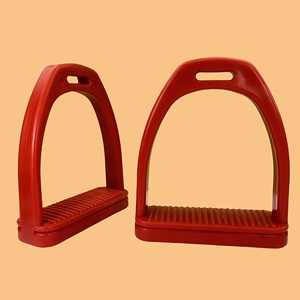 Étriers de cheval de style classique, cadre métallique robuste, large surface d'adhérence, prise en main sécurisée, équipement d'équitation confortable, utilisation durable - Product Image 4