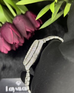 Elegante Reloj de Acero Inoxidable con Cristal de Moissanita, Movimiento Mecánico, Diseño Personalizado con Incrustaciones - Lujo Atemporal para Hombres y Mujeres - Product Image 3