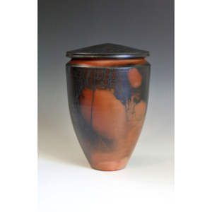 Urne funéraire artistique en bois avec motif de grain fluide et finition brillante douce pour un hommage commémoratif unique - Product Image 6