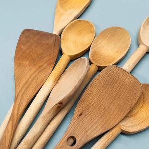 Cuillère en bois naturel artisanale, ustensile de cuisine résistant à la chaleur pour ustensiles de cuisson antiadhésifs, compatible lave-vaisselle, taille personnalisée - Product Image 5