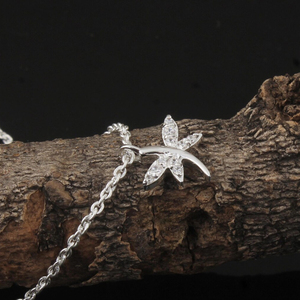Collar con colgante de mariposa de última moda, plata de ley 925, joyería minimalista para mujer, collar con circonitas, hermoso collar para damas - Product Image 2