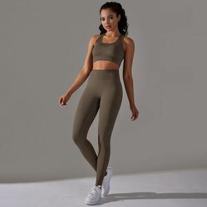 Conjuntos de Yoga de 2 Piezas para Mujer, Personalizables con Logotipo OEM, Bra Deportivo y Leggings de Alta Calidad para Gimnasio - Product Image 6