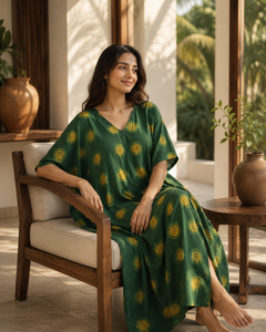 ชุดเดรสคาฟทันผ้าฝ้ายย้อมสีเขียวสไตล์โบฮีเมียนรักษ์โลก 100% สำหรับผู้หญิง ใส่เที่ยวทะเลช่วงฤดูร้อน ทรงยาวแบบแม็กซี่ คอวีทันสมัย เหมาะสำหรับงานปาร์ตี้ มีไซส์พลัส - Product Image 4