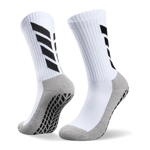 Calcetines Deportivos de Alto Rendimiento para Fútbol, Calcetines de Running Transpirables Personalizados con Agarre Atlético, Calcetines de Tobillo para Ropa Deportiva con Soporte para Logotipo de Marca - Product Image 1
