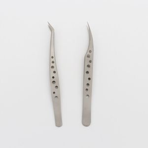 Pinces à pouce de haute qualité pour les hôpitaux et les établissements de santé - Product Image 2