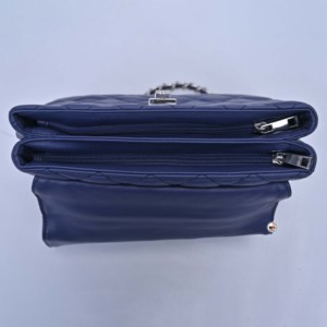 Sac à bandoulière en cuir PU matelassé bleu marine avec motif losanges, doublure en polyester, chaîne de perles, style féminin, fermeture à fermoir pour femme - Product Image 4