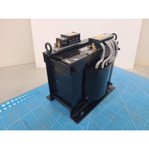 หม้อแปลงไฟฟ้าควบคุม TSURUTA ELECTRIC HT-5K ใช้เป็นอะไหล่อุปกรณ์เซมิคอนดักเตอร์รุ่นเก่า - Product Image 4