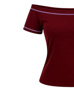 T-shirt femme rouge rubis à épaules dénudées avec bordure à rayures contrastées, manches courtes, coupe ajustée, haut décontracté d'été, fabricant OEM personnalisé - Product Image 3