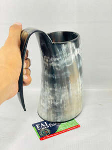 Tasses en corne viking sculptées à la main, corne d'animal véritable, écologiques, mug à boire nautique poli, taille L, cadeau d'affaires moderne par FWE - Product Image 4