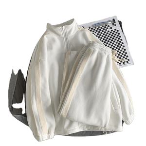 Conjunto Deportivo de Dos Piezas Estilo Coreano Informal Personalizado a Precio de Fábrica en China, Conjunto de Sudadera - Product Image 1