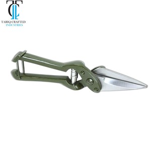 Ciseaux pour la coupe des sabots du bétail, équipement vétérinaire professionnel TARIQ CRAFTED INDUSTRIES - Product Image 3