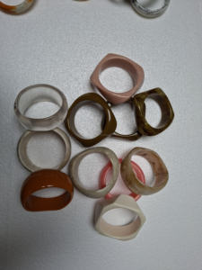 Bracelets empilables tendance streetwear, fournisseur en gros d'Inde, gravure de logo personnalisée - Product Image 2