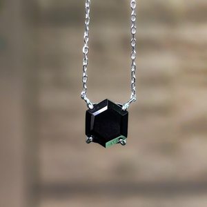Collier hexagonal en onyx, pierre précieuse onyx noir 3 carats, argent sterling 925 plaqué or 14 carats, pendentif taille brillant, bijoux - Product Image 3