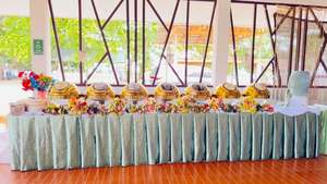 Elegante Calentador de Comida de Acero Inoxidable de Primera Calidad con Juego de Cubiertos, Duradero y Sostenible para Eventos de Catering y Servicio de Buffet - Product Image 1