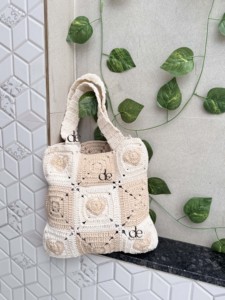 Hot Sale Summer Beach Straw Bags Bohemian Crochet Handmade Handbag Women Shoulder Bag Stylish Sea Grass <b>Square</b> Bag - Product Image 5