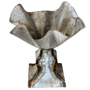 Cuenco Metálico con Borde Ondulado, Diseño Vintage para Decoración del Hogar, Pieza Decorativa sin Recubrimiento, Decoración para el Hogar - Product Image 1