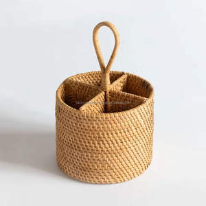 Panier en rotin naturel artisanal avec poignée, durable, léger, pour le rangement domestique, OEM Vietnam - Product Image 4
