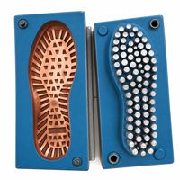 Moules en cuivre pour semelles extérieures en PU personnalisées, pour machines rotatives automatiques et projets de développement de la conception de chaussures