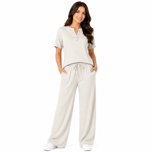 Ensemble décontracté 2 pièces pour femme en maille côtelée confortable avec col rond, manches courtes, pantalon large et cordon de serrage pour l'été - Product Image 1