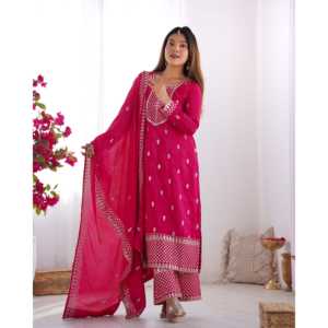 Robe de soirée de travail en dentelle de créateur Top et Dupatta Elegant Pent Design - Product Image 4