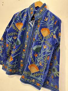 Veste d'hiver réversible en coton matelassé Kantha à imprimé floral numérique indien pour femmes et filles, écologique et respirante - Product Image 4