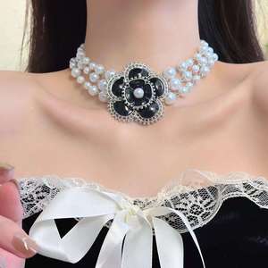 Collar con Colgante de Flor Vintage Unisex, Chapado en Plata 925, Cadena con Cuentas de Perlas de Agua Dulce, Joyería para Regalo de Boda - Product Image 4