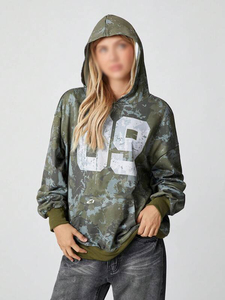 Sudadera con capucha de camuflaje para mujer, estampado integral, oversize, mezcla de algodón, hombros caídos, estampado de número frontal, estilo urbano, logotipo personalizado - Product Image 5
