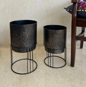 Metal Planter Pot Flowers Plants Pots Top Quality Supply Indoor Outdoor Decoration Metal Planter Pot - Product Image 1