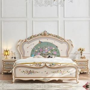 Ensemble de chambre à coucher classique Beverly Hills, blanc floral, lit en acajou sculpté pour villa ou hôtel, garanti - Product Image 1